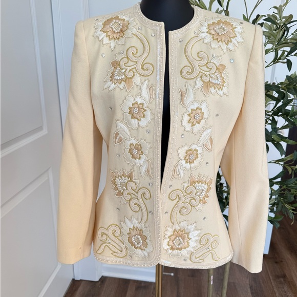 Nolan Miller Cream Floral Embroidered Blazer - Picture 2 of 9